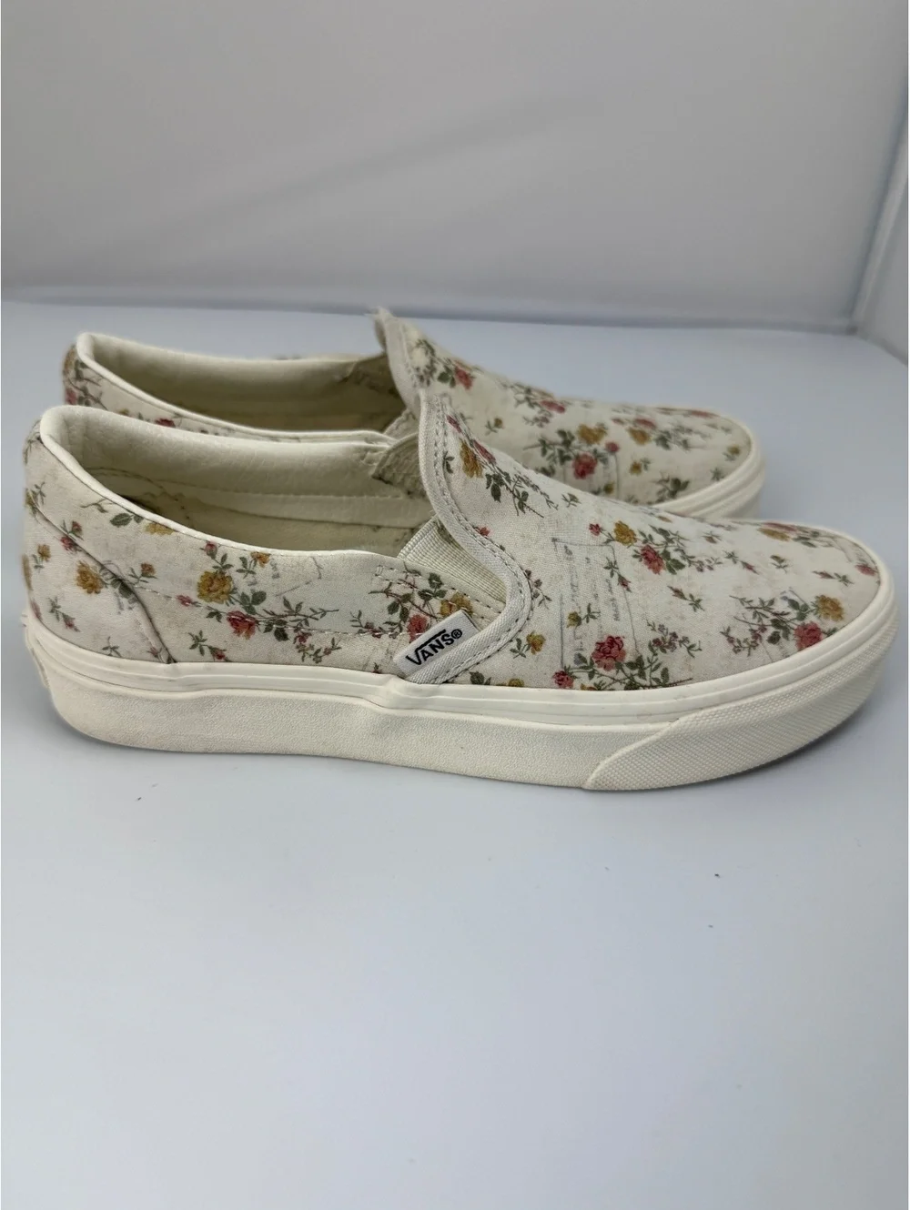 Vans Classic Slip On Floral Sneakers Women's 5.5 Cream Pink Green Flowers